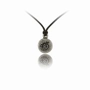 Gecko Round Adjustable Pendant