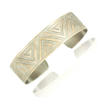 Treasures Triangle Cuff